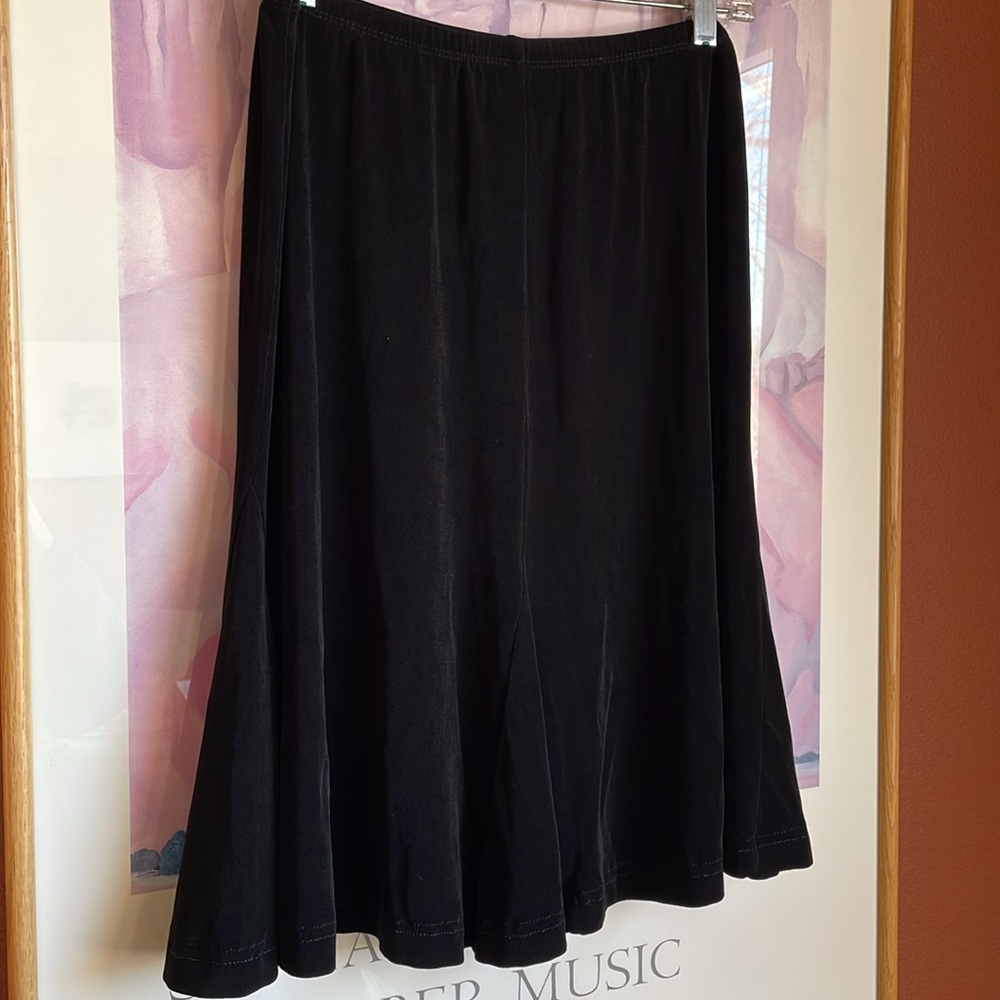 Chico’s Travelers Black Flared Stretch Acetate Midi Skirt, Size M Chico’s 1 - Picture 2 of 5